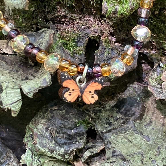 Handmade Butterfly Bracelet 🦋 - Picture 2 of 4